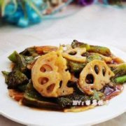 天富开户菜谱家常菜扣肉的做法,扣肉做法和配料